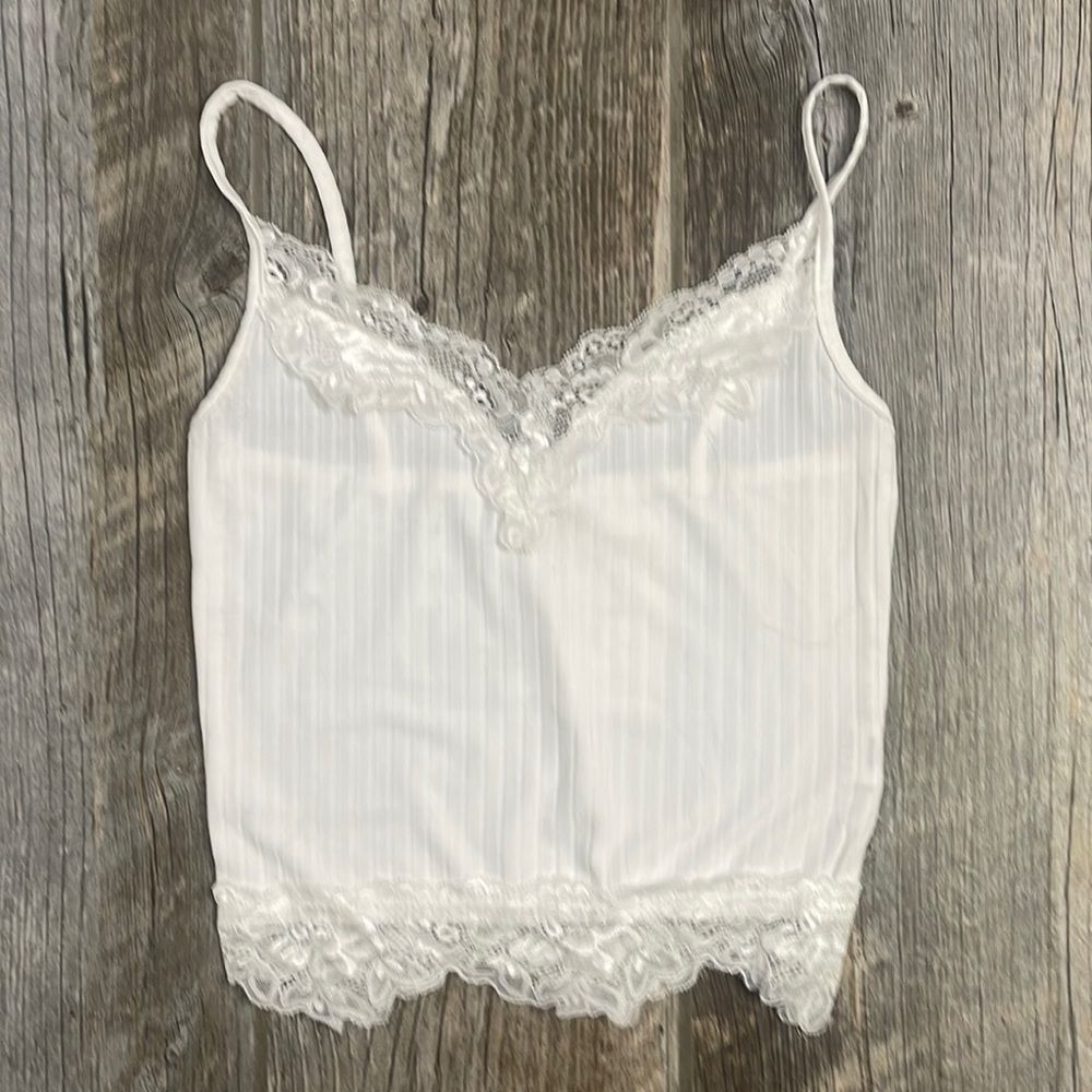 NWT Fashion Sexy Lounge crop top Size: Medium